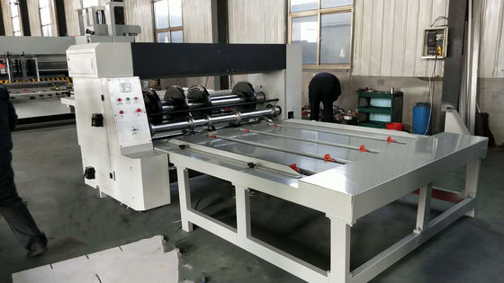 เครื่อง Slotter โรตารี่กึ่งอัตโนมัติลูกฟูกสำหรับการพับกระดาษแข็ง