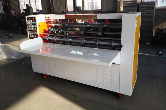 3000 รุ่น 220v ใบมีด Slitter Scorer เครื่องกึ่งอัตโนมัติ Prepressing