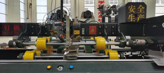 เครื่องเย็บชิ้นเดียวกึ่งอัตโนมัติ Double Servo ควบคุม PLC รุ่น 2000