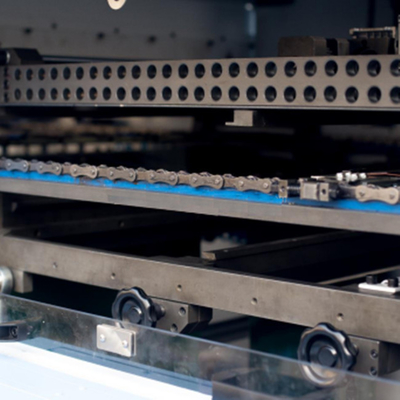 เครื่องตัดและพับแบบ Flatbed สำหรับกระดาษลูกฟูก PP Sheet