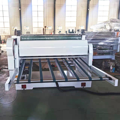 ความยาว 3800 มม. เครื่องตัดกระดาษลูกฟูกพร้อม Stacker Energy Efficient