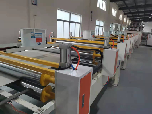 Gerun 1400 Type 1400mm สายการผลิตกระดาษลูกฟูกสี่ชั้น