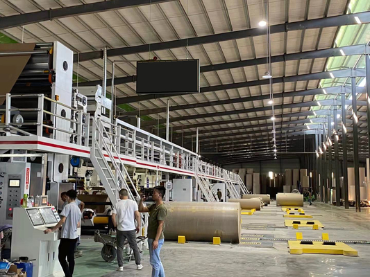 เครื่องทำกล่องกระดาษแข็ง PLC 45KW ความเร็วสูง