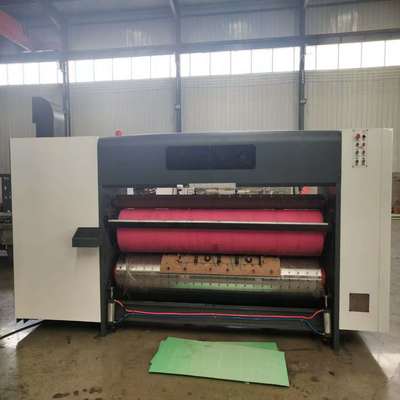 เครื่องสล็อตเตอร์แบบหมุนหมุนที่มีการควบคุมไฟฟ้า สําหรับขนาดแผ่นขั้นต่ํา 400 มม. X 600 มม. และความลึกของสล็อต 350/530 มม.