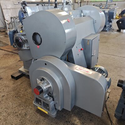 เครื่องตัดแม่พิมพ์กล่องกระดาษลูกฟูก Hengshui Motor ขนาดใช้งานสูงสุด 1200 X 830 มม. ความเร็วในการทำงาน 20 ครั้งต่อนาที