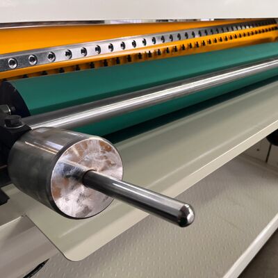 1800mm NC เครื่องตัดของ Corrugater สายการตัด Spiral