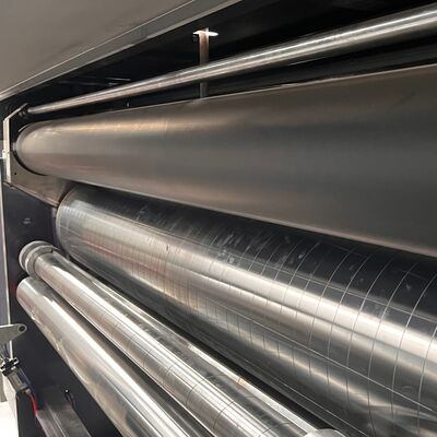 เครื่องพิมพ์เฟล็กโซกราฟฟิกกล่องลูกฟูก เครื่องตัดลูกกลิ้งแบบสองช่อง