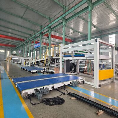 สายการผลิตกระดาษลูกฟูก 5 ชั้น แรงดันไฟฟ้า 380V เหมาะสำหรับกระบวนการผลิตวัสดุบรรจุภัณฑ์