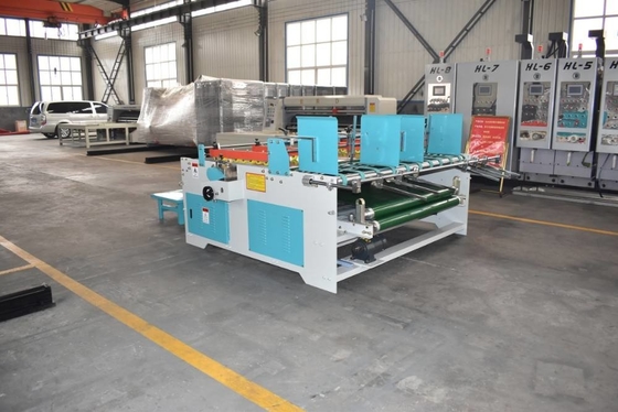 ODM 220V กึ่งอัตโนมัติกล่องลูกฟูกกล่องโฟลเดอร์เครื่อง Gluer