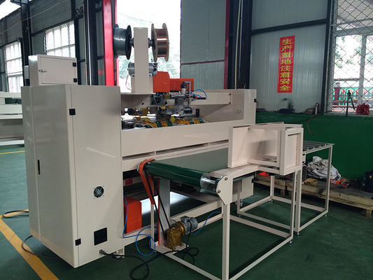 เครื่องเย็บกล่องกระดาษอัตโนมัติของ Mitsubishi Double Servo สำหรับการทำกล่องกระดาษ