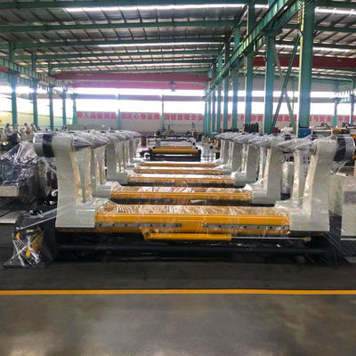 สายการผลิตแผ่นลูกฟูกแบบม้วนอัตโนมัติแบบไม่มีเพลาสำหรับม้วนกระดาษ